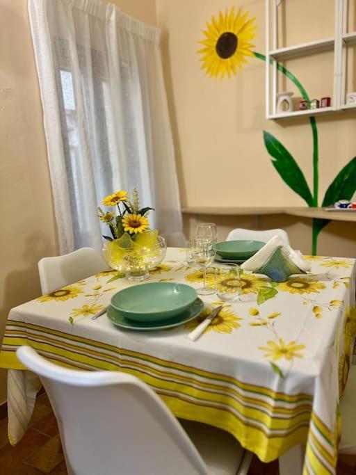 Appartamento Il Girasole Calcinaia エクステリア 写真